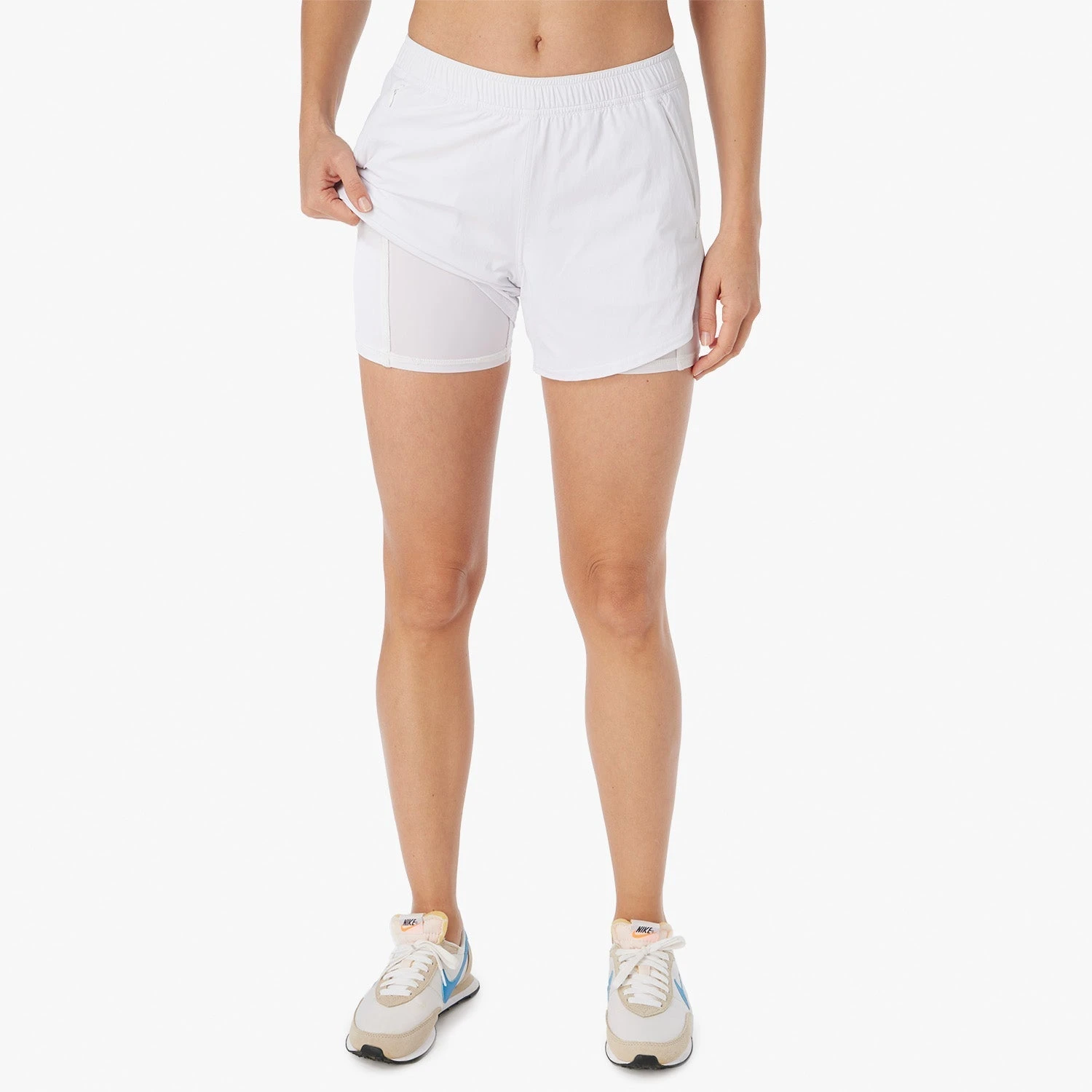 The Corliss Short | White 3 The Corliss Short | White - Image 3