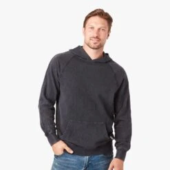 The Saltaire Hoodie (3-Pack) -Fair Harbor Shop SALTAIR HOODIE CHARCOAL 407 d70e5cce f04a 4c30 83a8 d1cce1529955