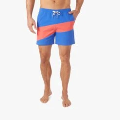 The Bungalow Trunk | Pink Colorblock -Fair Harbor Shop SS002 SP22 in Studio photo Look17 BGL52 690 0741 9e4b18f3 dabc 4a2d b305 75ced77ded41