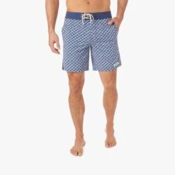 The Nautilus Boardshort | Navy Geo 6 The Nautilus Boardshort | Navy Geo -Fair Harbor Shop SS002 SP22 in Studio photo Look39 NAU82 478 1564 390ef194 037e 46cd b477 aa58fa4a65c7